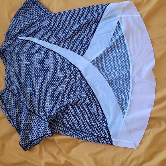 Lululemon top - Picture 2 of 3